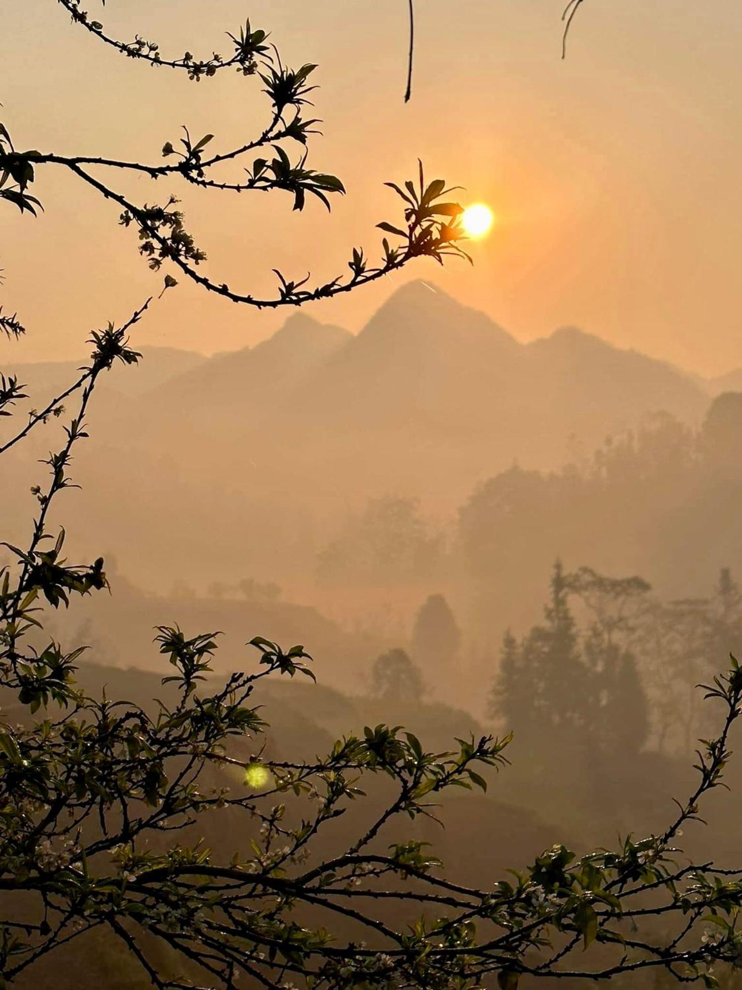 So H'Mong Homestay Bac Ha  Exteriör bild