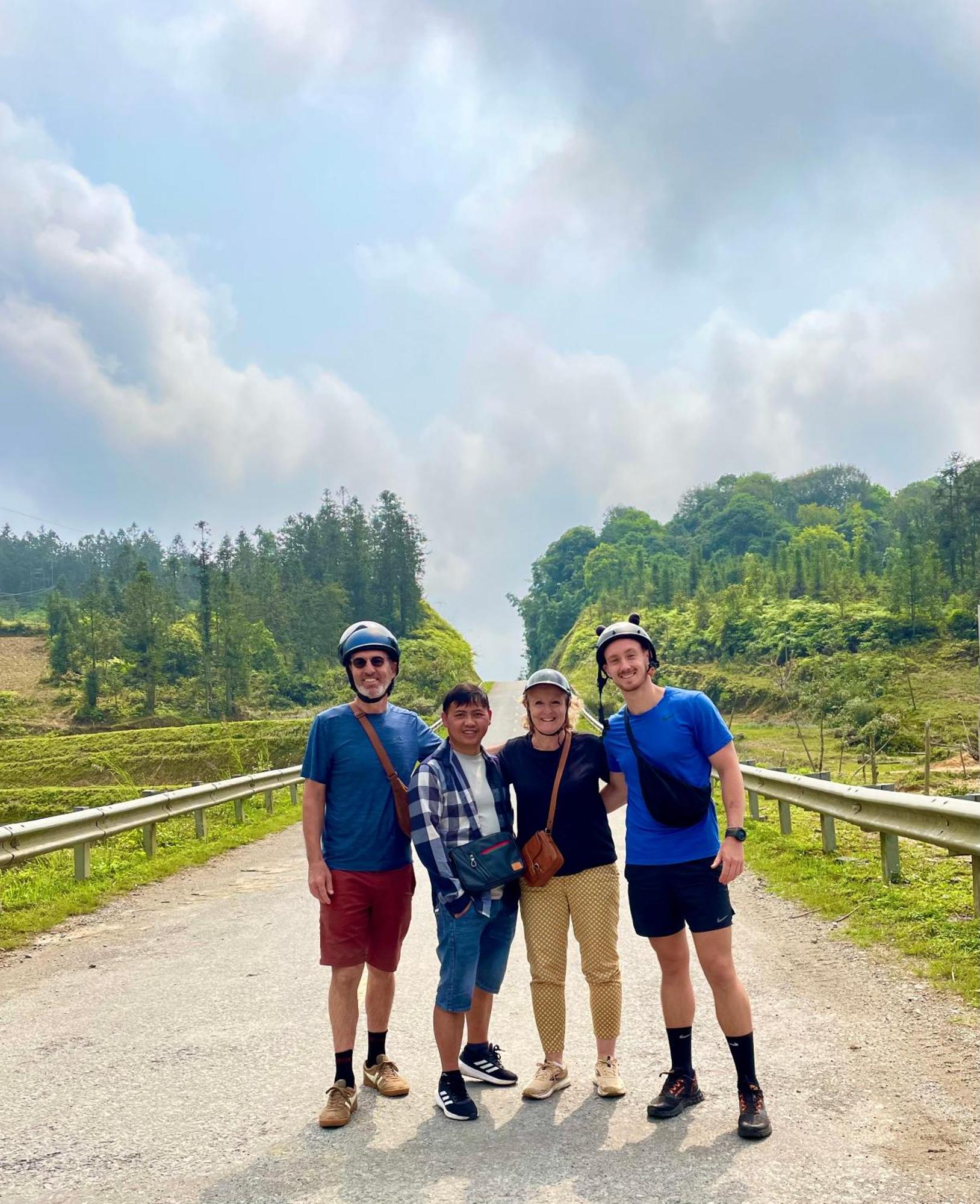 So H'Mong Homestay Bac Ha  Exteriör bild