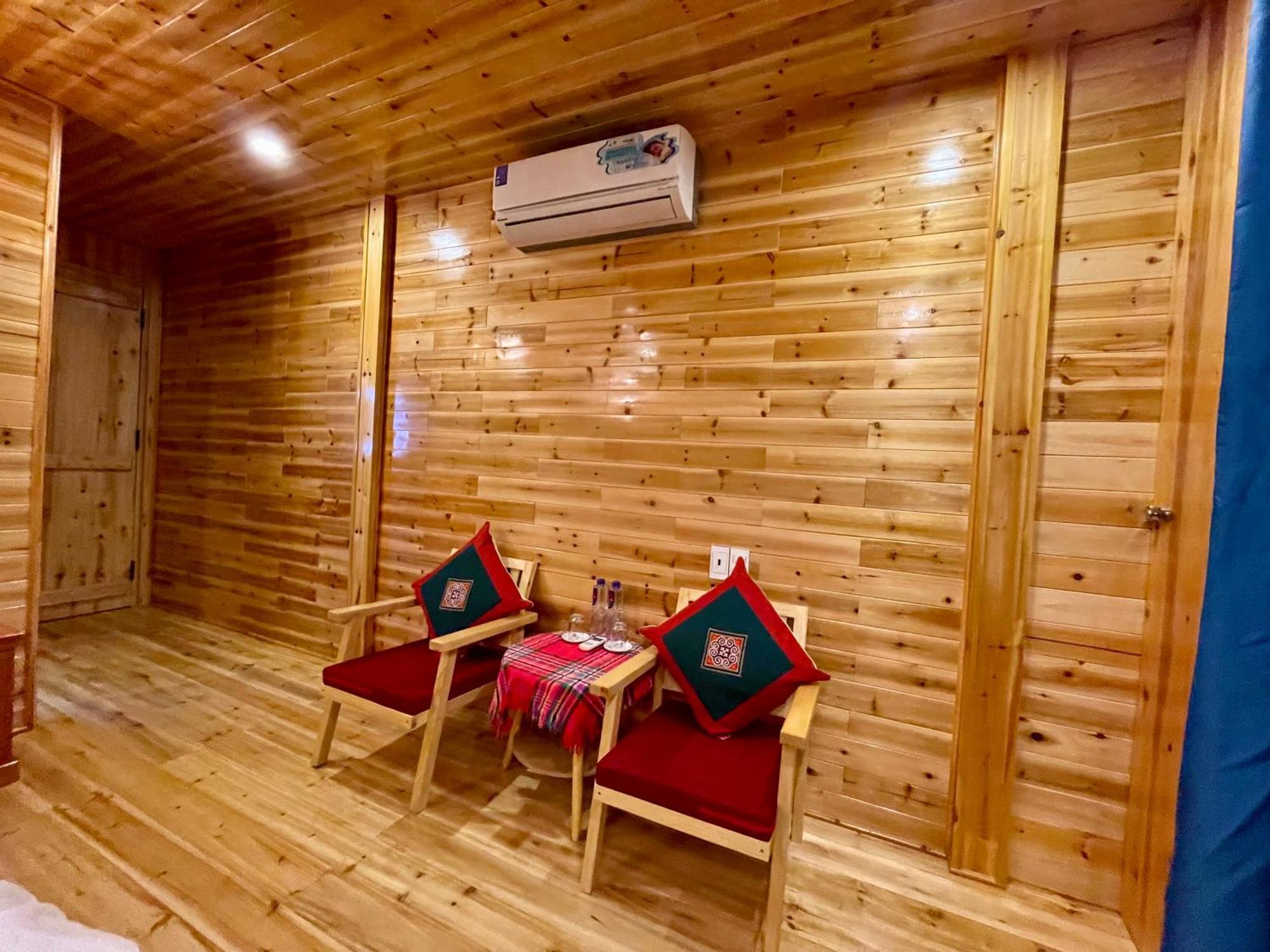 So H'Mong Homestay Bac Ha  Exteriör bild