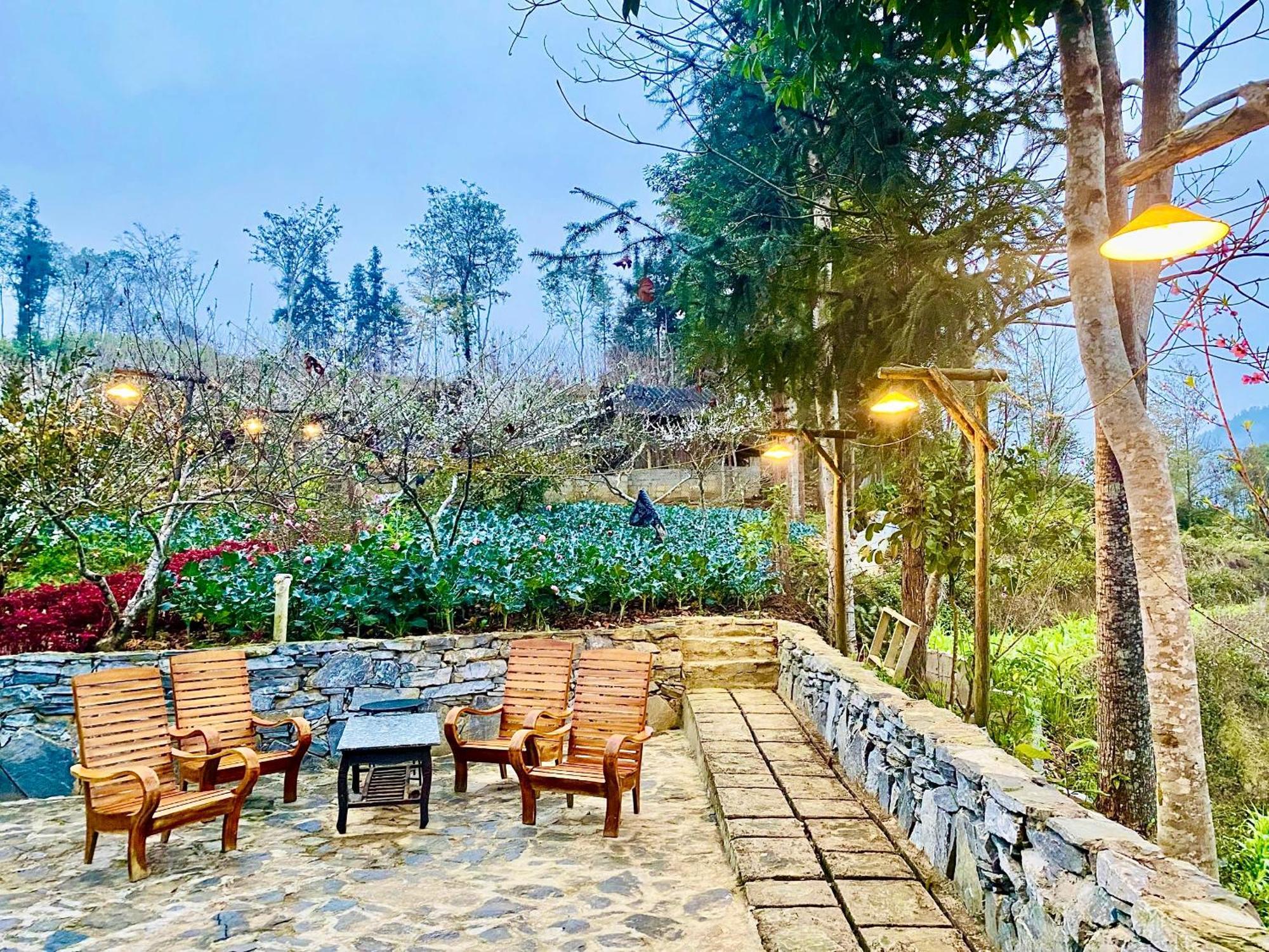 So H'Mong Homestay Bac Ha  Exteriör bild