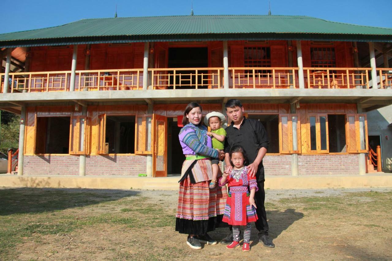 So H'Mong Homestay Bac Ha  Exteriör bild