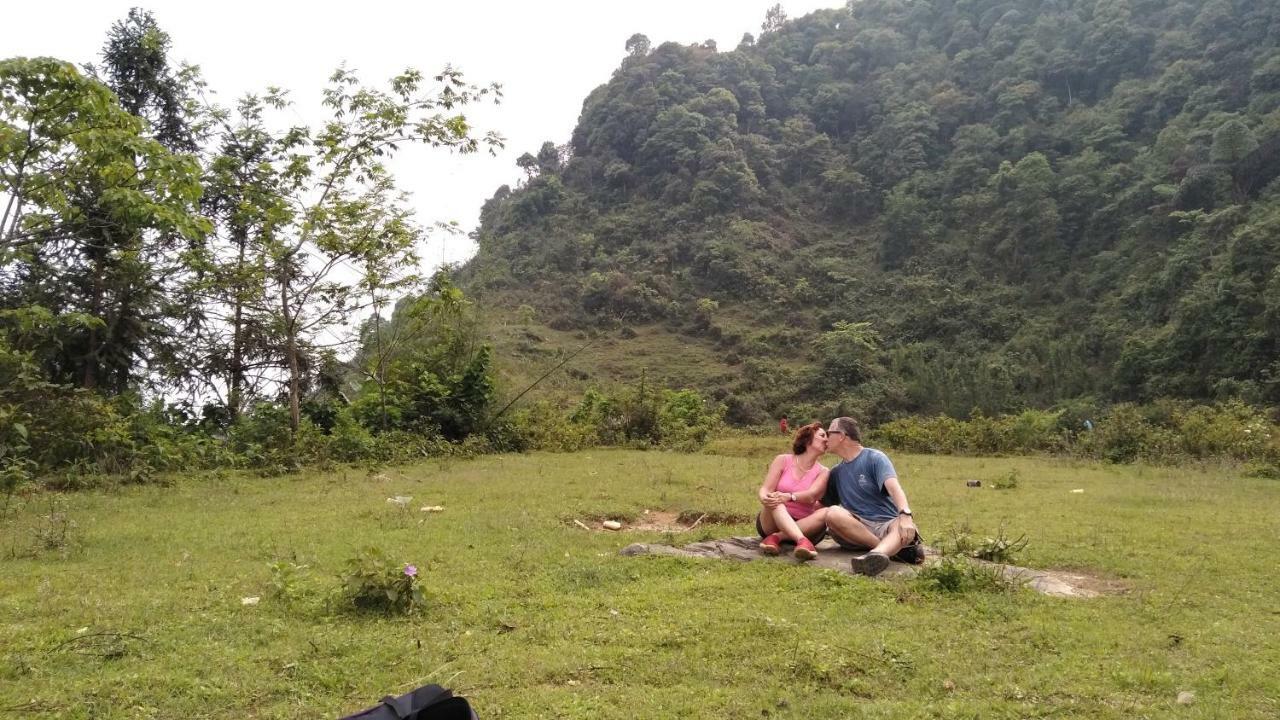 So H'Mong Homestay Bac Ha  Exteriör bild